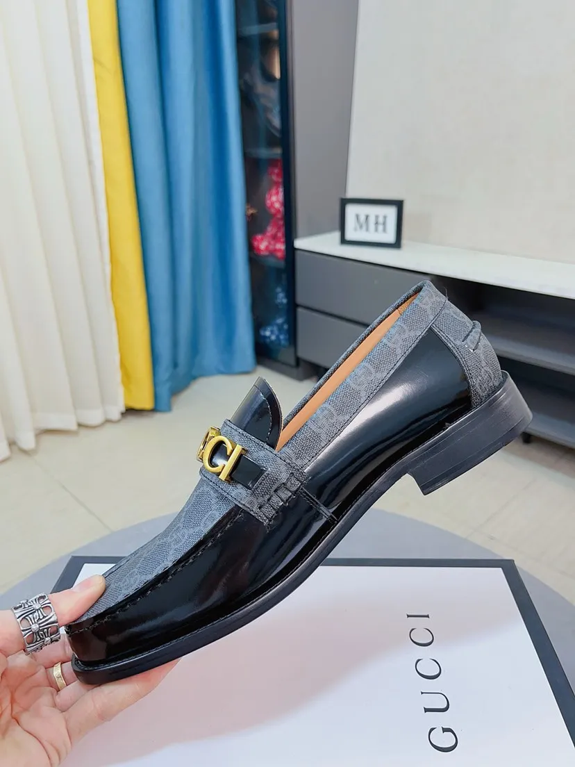 Men's shoes 💰580🌸🌸【GUCCI】 (High-end Niuli) New 🍀Gucci* - top version Gucci classic casual leather shoes! It is made of imported original cowhide and has a comfortable first layer of cowhide lining! Original wear-resistant rubber outsole! High quality products! Code number 38-44!